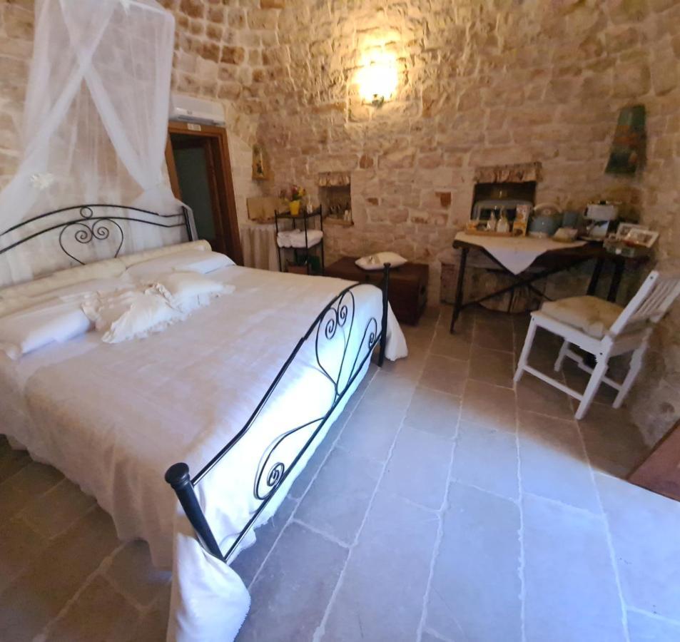 Il Trullo Di Nonna Lella Guest House Castellana Grotte Exterior photo