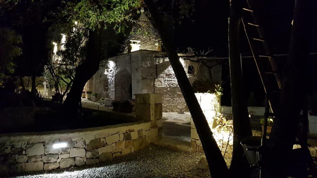 Il Trullo Di Nonna Lella Guest House Castellana Grotte Exterior photo