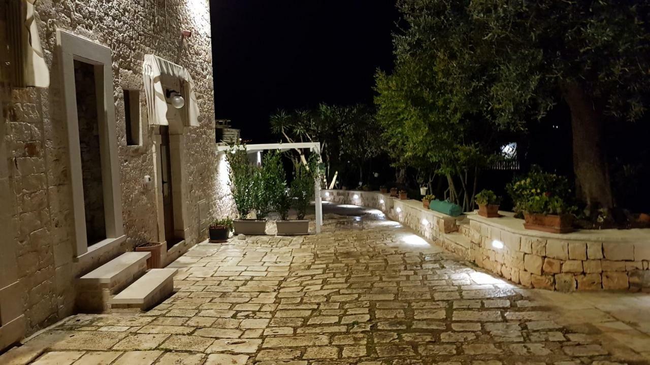 Il Trullo Di Nonna Lella Guest House Castellana Grotte Exterior photo